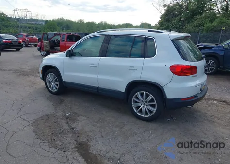 2015 Volkswagen Tiguan Se из США, поврежденный, VIN WVGBV7AX1FW613504